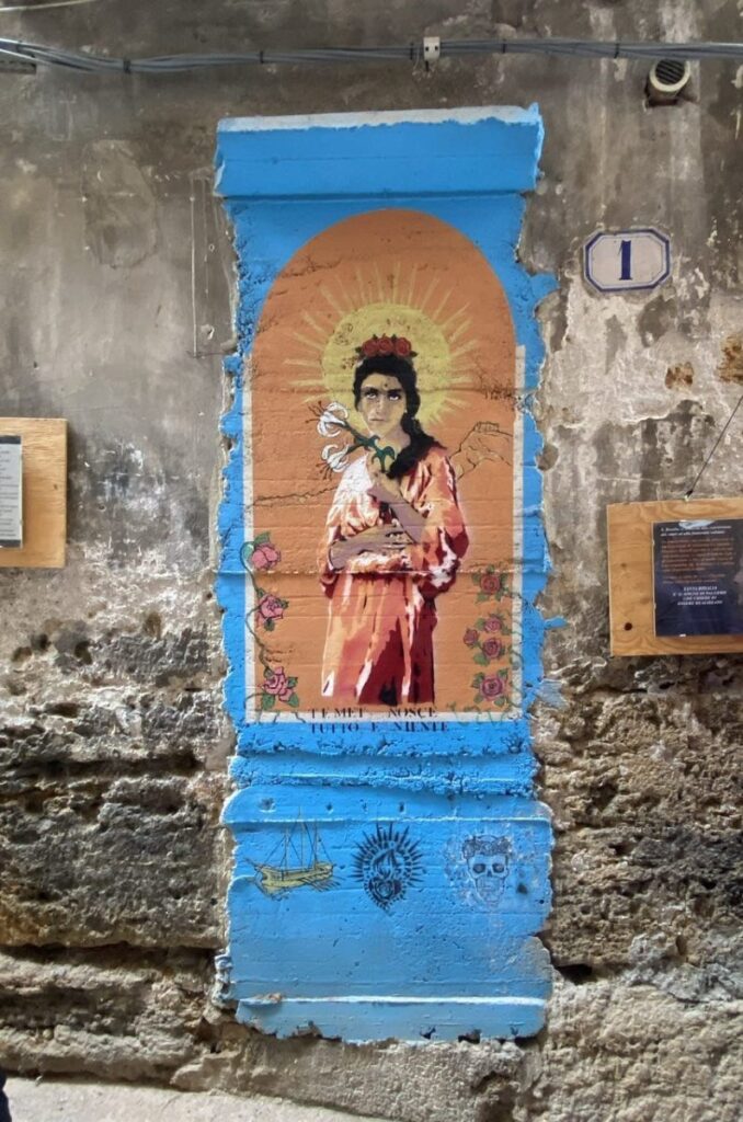 Garbage, Graffiti, & Gabriella, Palermo, Sicily (photo 19)