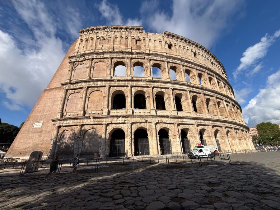 Maximus, The Gladiator, Hot Priests, & Pasta Carbonara!